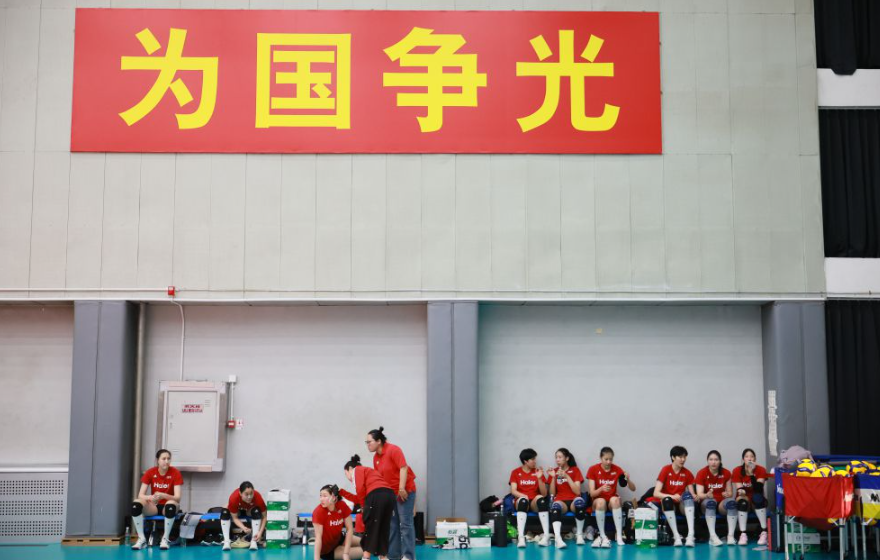 完成完美体育app登录后的精彩活动